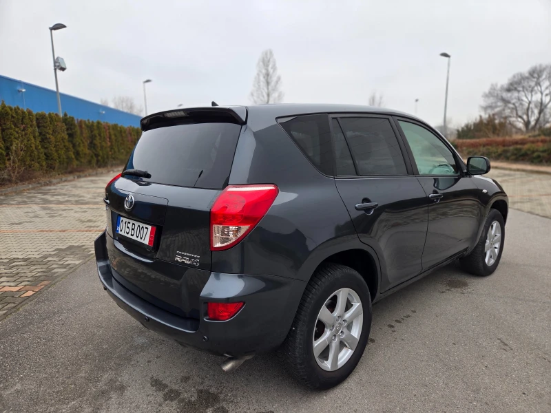 Toyota Rav4 2.0VVTi* 4x4* Газ.инж.* Уникат* , снимка 4 - Автомобили и джипове - 53202826