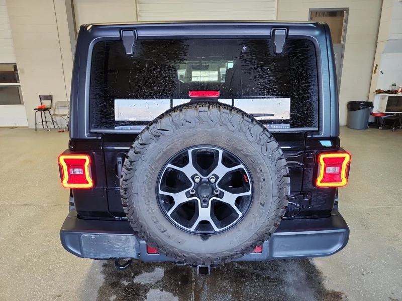 Jeep Wrangler UNLIMITED| SAHARA| PANO| 2 ключа| CARFAX , снимка 6 - Автомобили и джипове - 53430223