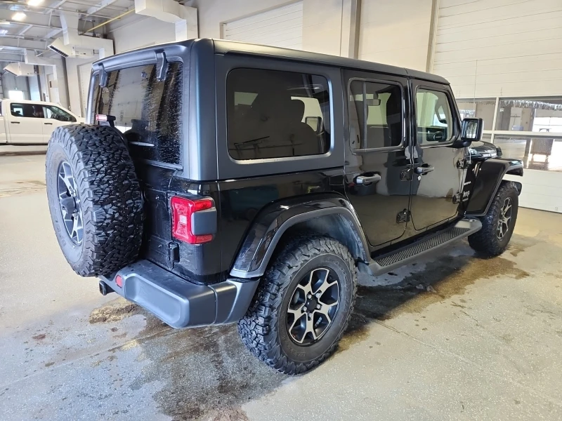 Jeep Wrangler UNLIMITED| SAHARA| PANO| 2 ключа| CARFAX , снимка 3 - Автомобили и джипове - 53430223