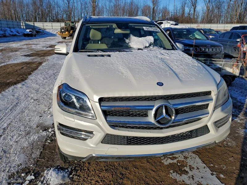 Mercedes-Benz GL 350 4MATIC BLUETEC| HARMAN/KARDON| KEYLESS, снимка 2 - Автомобили и джипове - 52967100