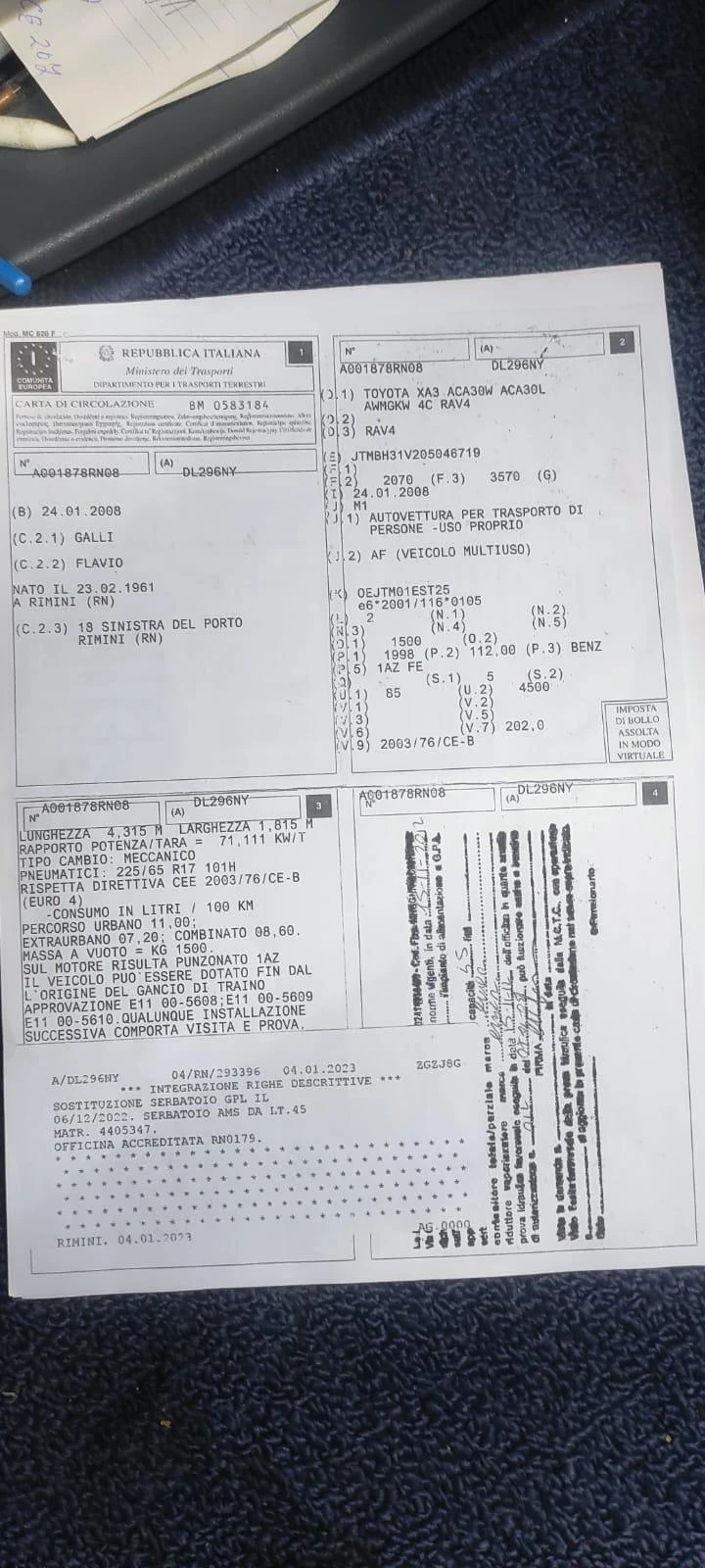 Toyota Rav4 2.0VVTi* 4x4* Газ.инж.* Уникат* , снимка 16 - Автомобили и джипове - 53202826