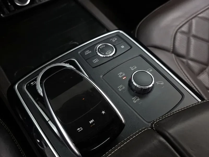 Mercedes-Benz GLS X166 Gls500 4Matic, снимка 17 - Автомобили и джипове - 54969040