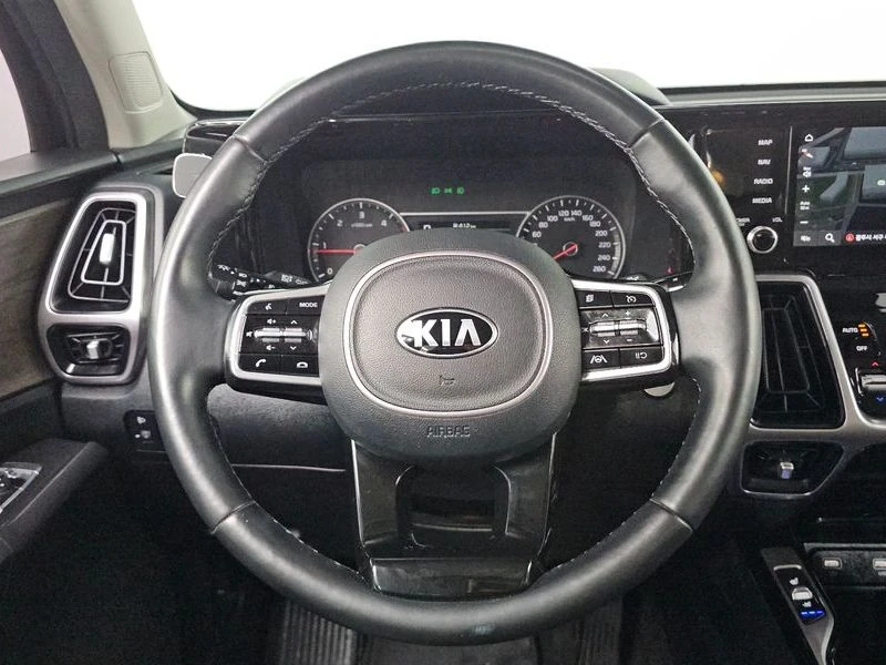 Kia Sorento D4HE, снимка 11 - Автомобили и джипове - 56439018