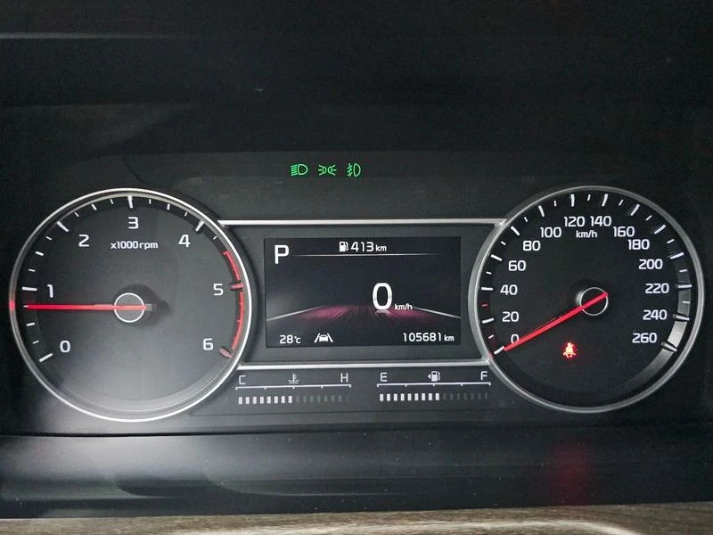 Kia Sorento D4HE, снимка 8 - Автомобили и джипове - 56439018