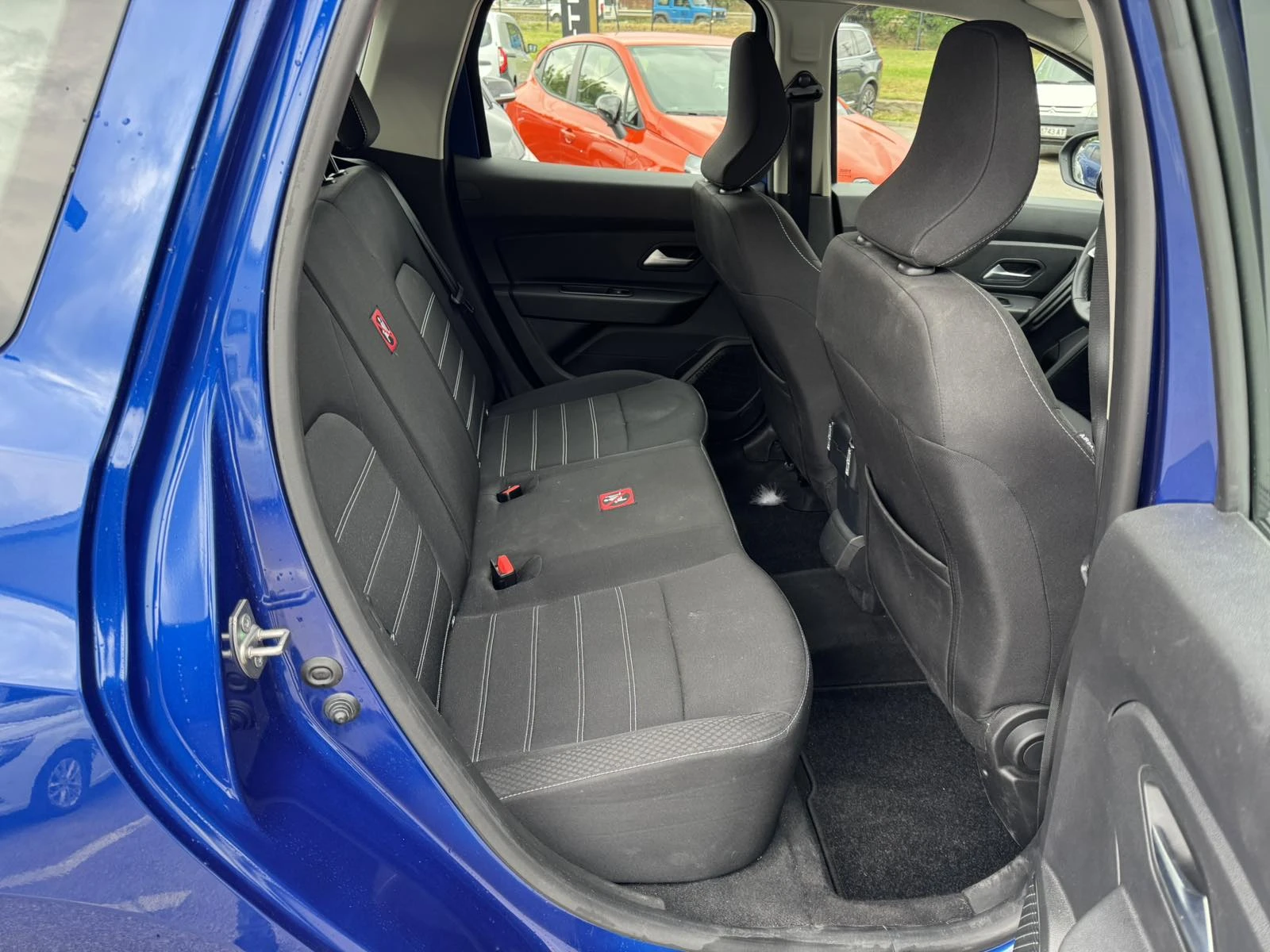Dacia Duster 1.5 blue dCi 115k.c. 4x4 - изображение 10