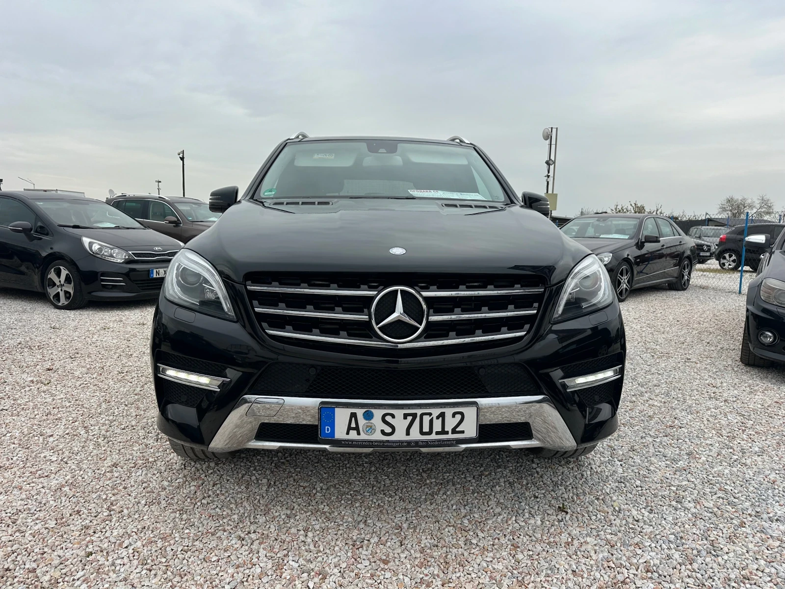 Mercedes-Benz ML 350 CDI, AMG LINE, ПАНОРАМА, НА ПРУЖИНИ, КАМЕРА, ТОП!!, снимка 2 - Автомобили и джипове - 54206083