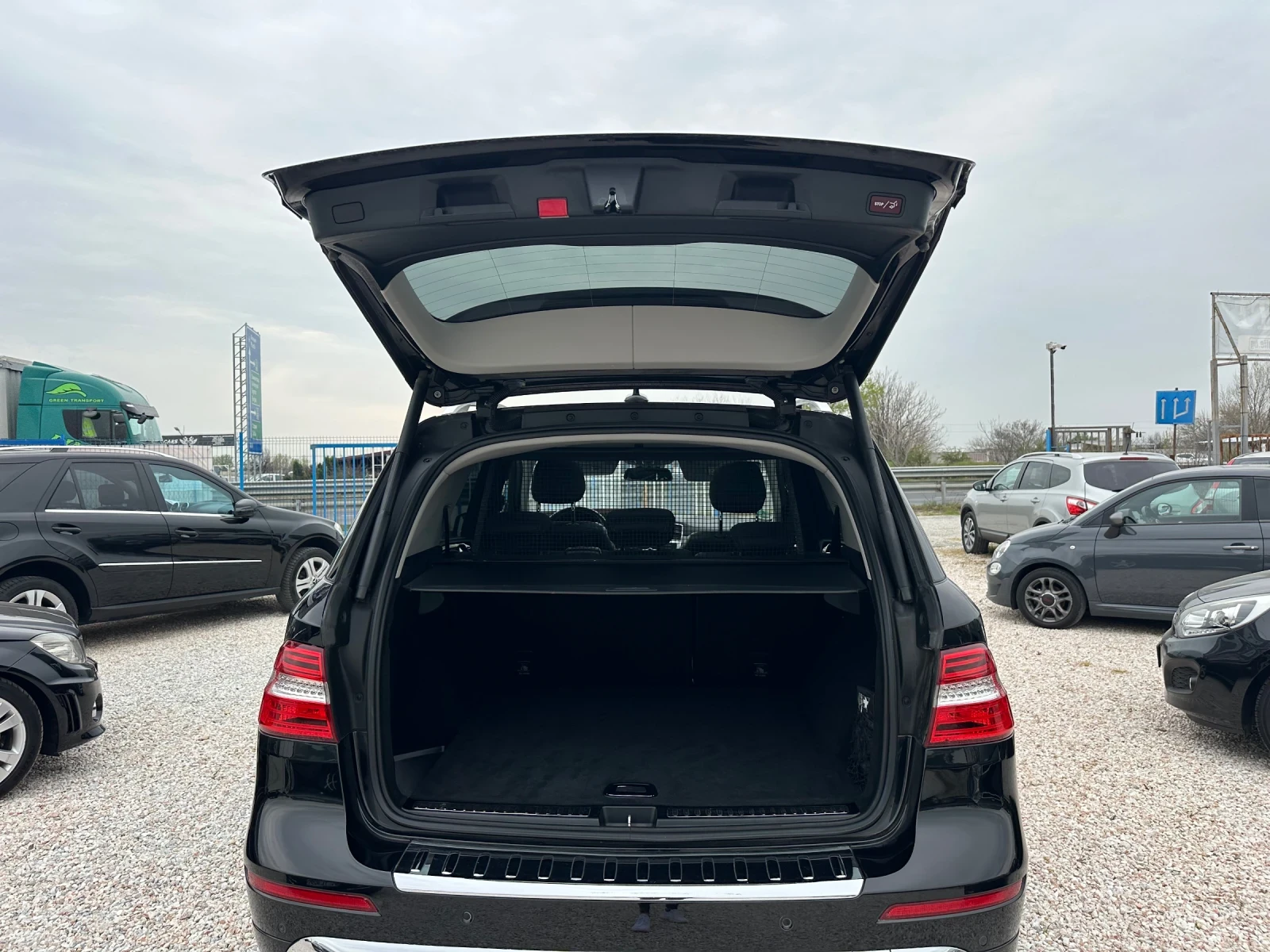 Mercedes-Benz ML 350 CDI, AMG LINE, ПАНОРАМА, НА ПРУЖИНИ, КАМЕРА, ТОП!!, снимка 15 - Автомобили и джипове - 54206083