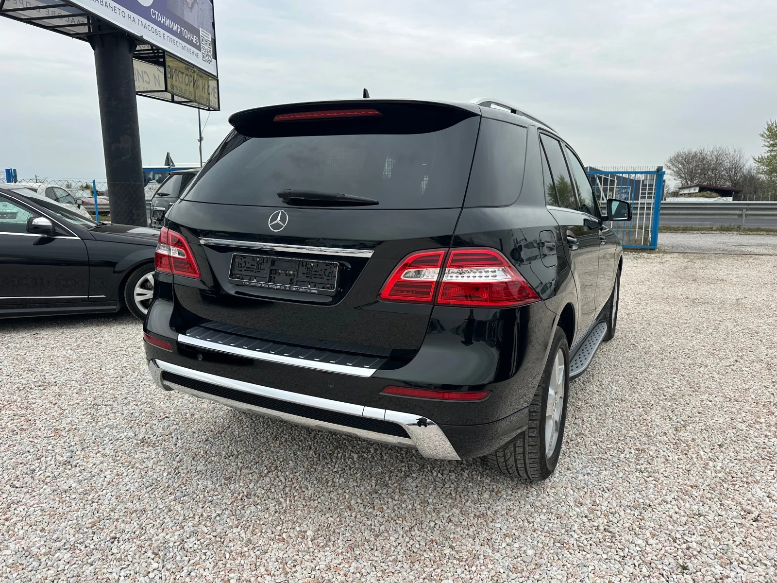 Mercedes-Benz ML 350 CDI, AMG LINE, ПАНОРАМА, НА ПРУЖИНИ, КАМЕРА, ТОП!!, снимка 8 - Автомобили и джипове - 54206083