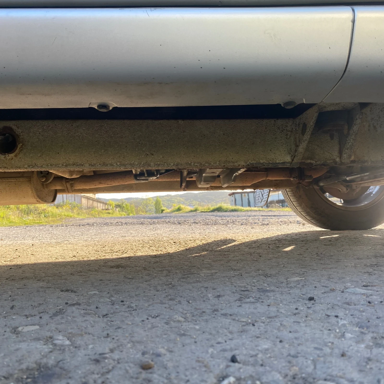 Suzuki Grand vitara 1.6 Face, снимка 15 - Автомобили и джипове - 54334340