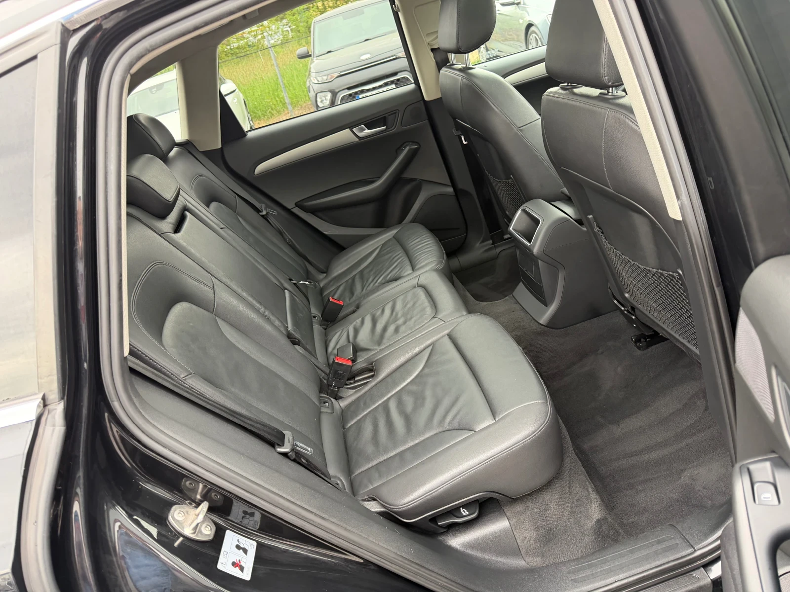Audi Q5 3.0TDI, 240Hp, Quattro, Кожа, Панорама, Нови Гуми,, снимка 11 - Автомобили и джипове - 54478598