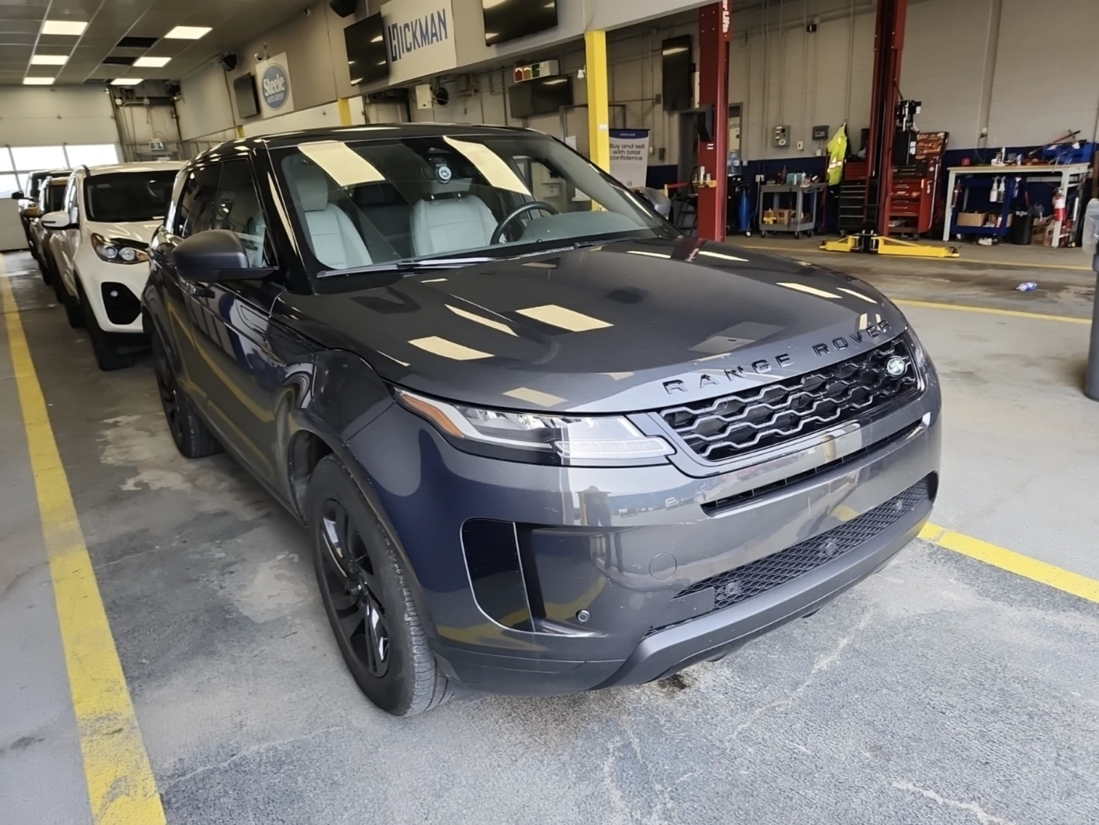 Land Rover Range Rover Evoque 2023 Land Rover Range Rover Evoque P250 S, снимка 2 - Автомобили и джипове - 55627325