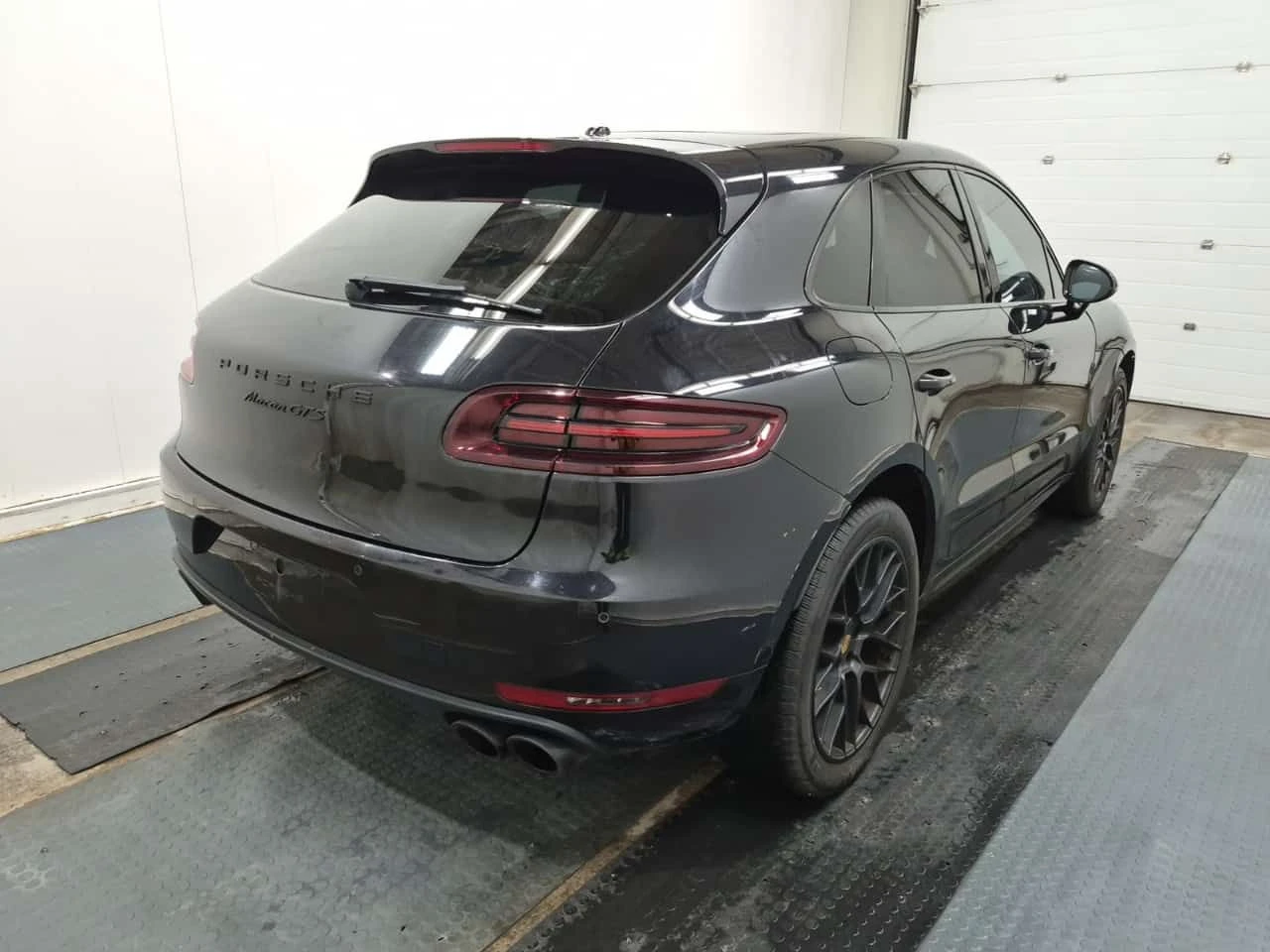Porsche Macan * GTS * CARFAX * БЕЗ ПЪРВОНАЧАЛНА ВНОСКА, снимка 3 - Автомобили и джипове - 55677706
