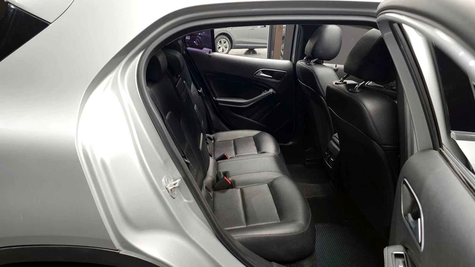 Mercedes-Benz GLA 200 | Mobile.bg � ����������� 11