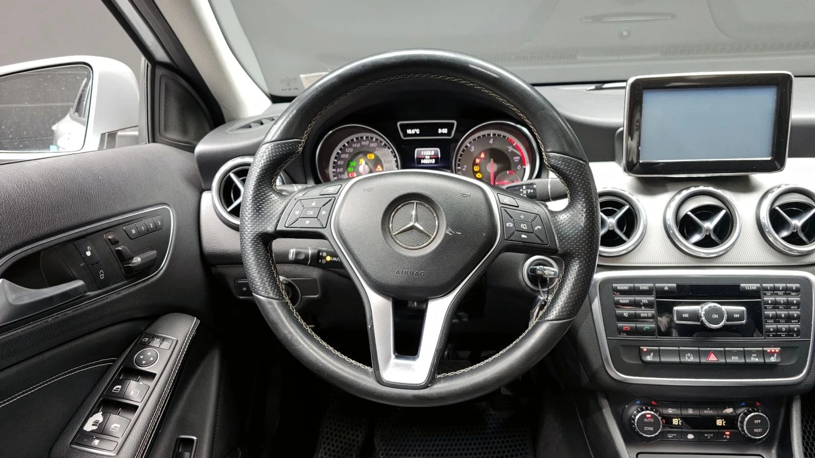 Mercedes-Benz GLA 200 | Mobile.bg � ����������� 13