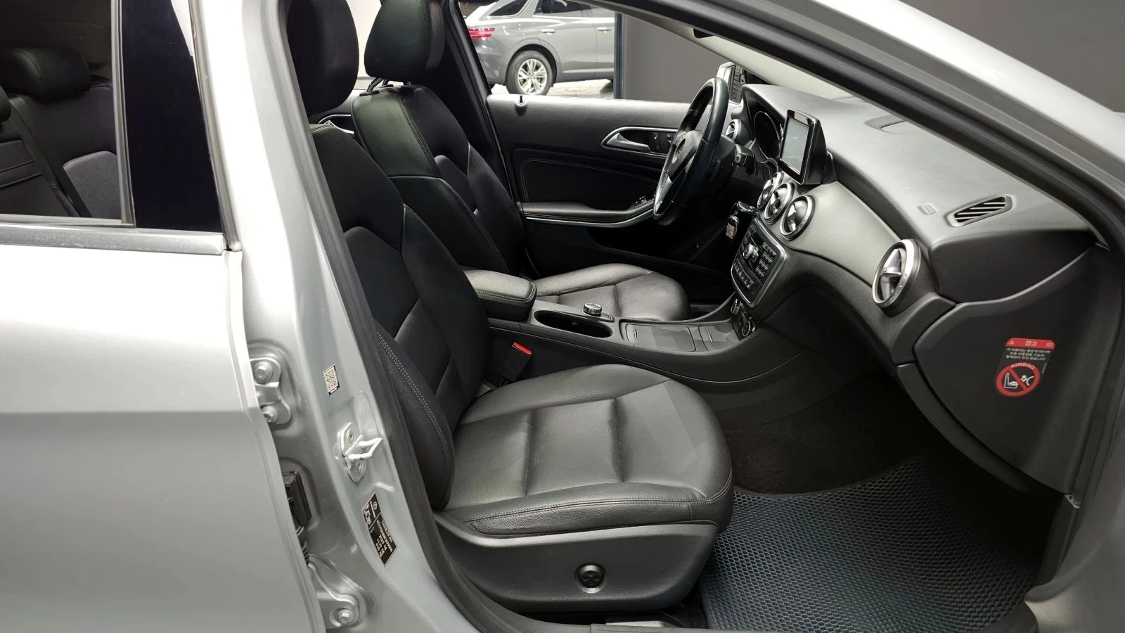 Mercedes-Benz GLA 200 | Mobile.bg � ����������� 10