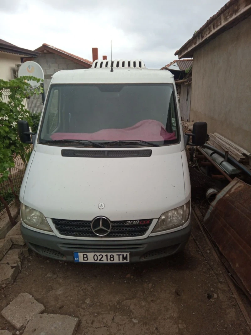 Mercedes-Benz Sprinter 208  CDI, снимка 2 - Бусове и автобуси - 47062274