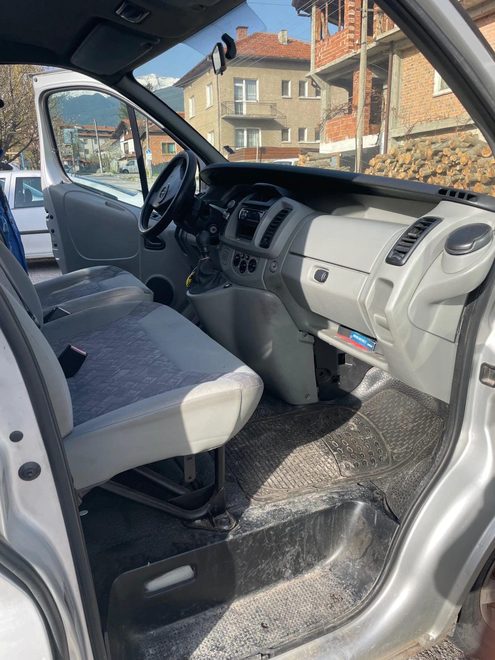 Opel Vivaro  - изображение 6