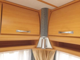 Каравана LMC 475, снимка 16