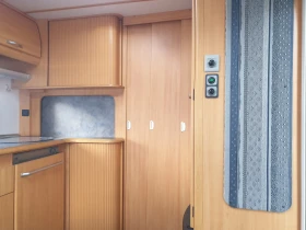 Каравана LMC 475, снимка 7