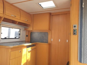 Каравана LMC 475, снимка 9