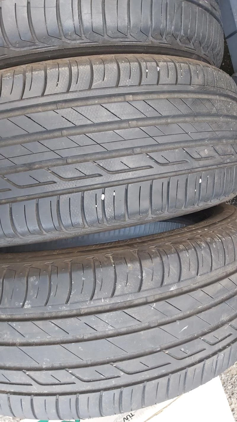 Гуми Летни 215/55R17, снимка 4 - Гуми и джанти - 29340959