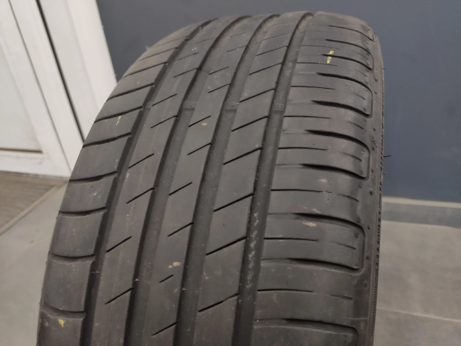  215/45R17 | Mobile.bg   3
