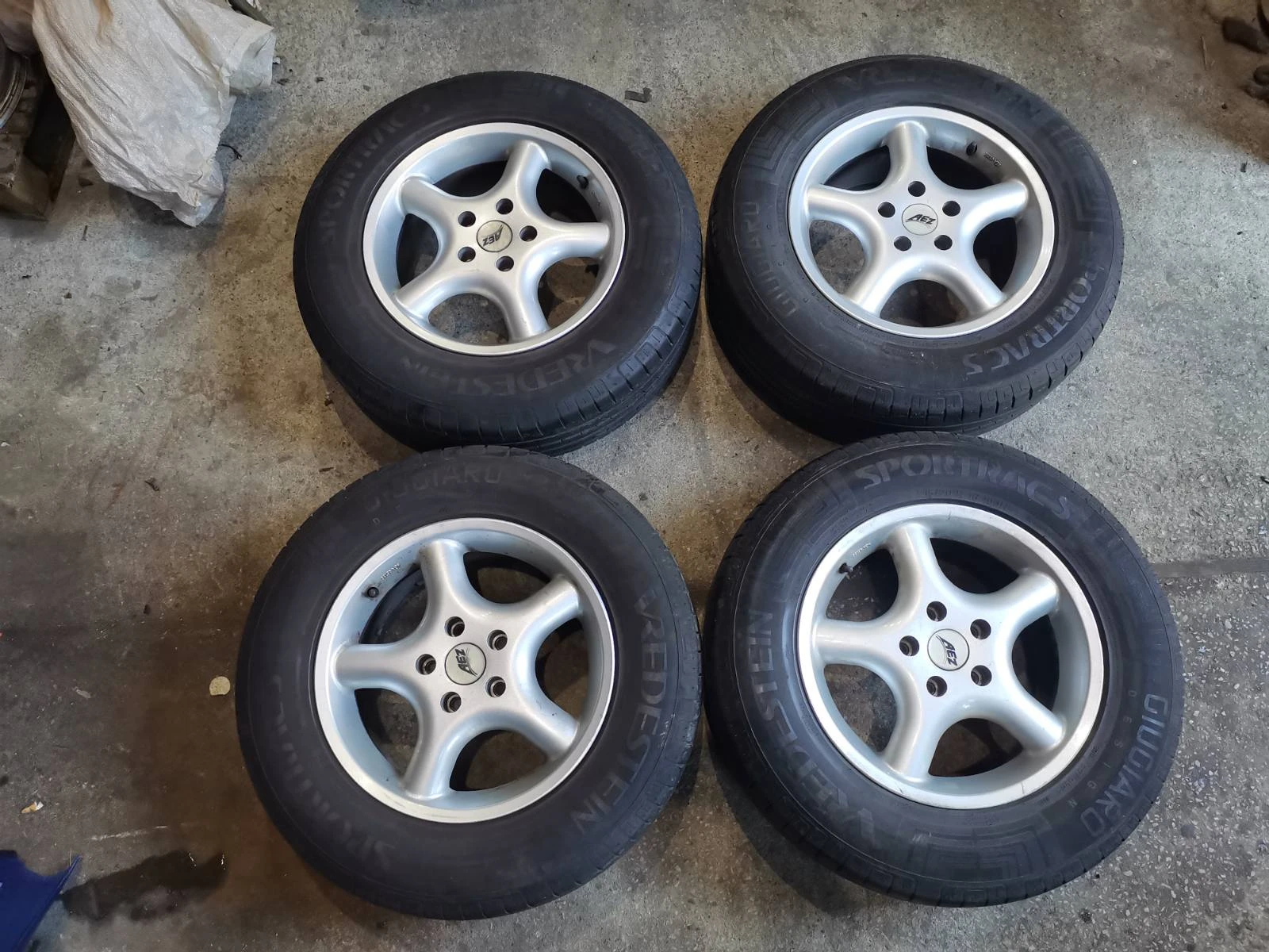 Гуми с джанти 215/70R16 за Toyota Rav4 | Mobile.bg — изображение 1