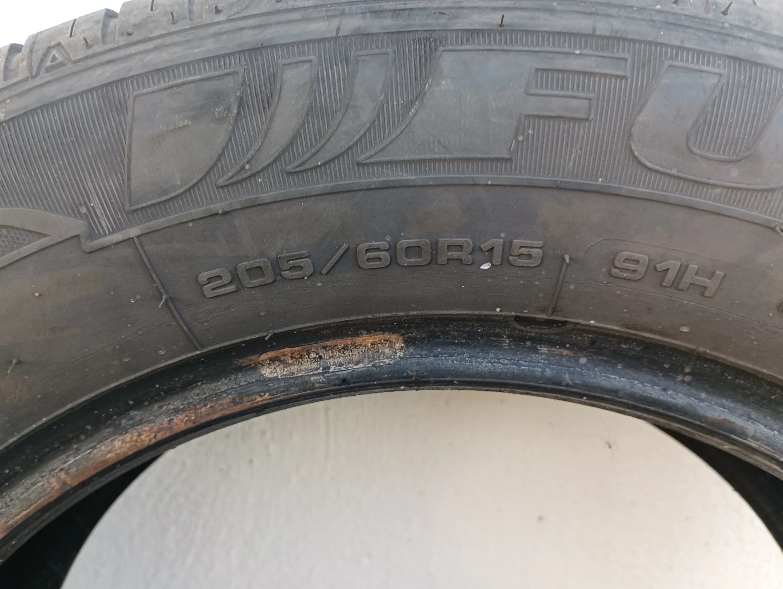 Гуми Летни 205/60R15, снимка 3 - Гуми и джанти - 54096651