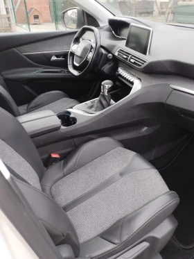 Peugeot 3008 Gt line1.2Pure Tech130BVM6, снимка 9