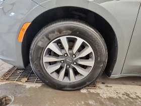 Chrysler Pacifica  TOURING L| 360 КАМЕРИ| DISTRONIC| 2 КЛЮЧА| ПАНО , снимка 7