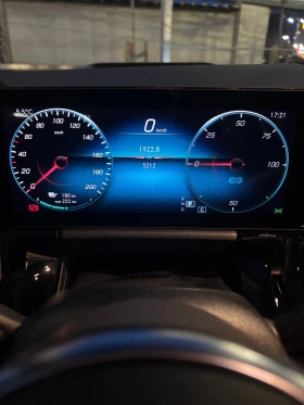 Mercedes-Benz EQA 300 4MATIC ГАРАНЦИОНЕН, снимка 11