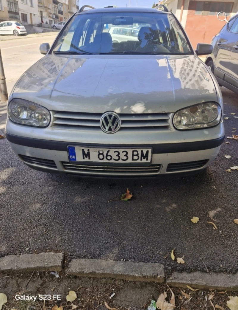 VW Golf, снимка 1 - Автомобили и джипове - 47313749