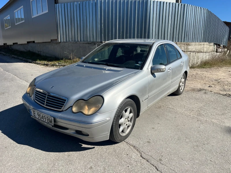 Mercedes-Benz C 220 143к.с, снимка 2 - Автомобили и джипове - 47669175