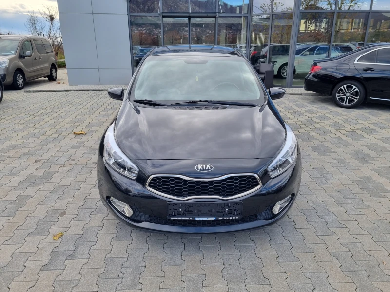 Kia Ceed 120.000км = 1.6CRDi-110кс EURO 5B * КАМЕРА, LED, снимка 2 - Автомобили и джипове - 47894157