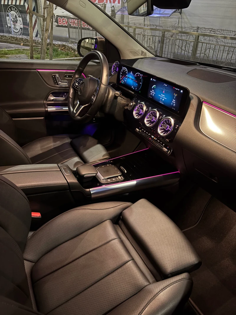 Mercedes-Benz EQA 300 4MATIC ГАРАНЦИОНЕН, снимка 9 - Автомобили и джипове - 51557928