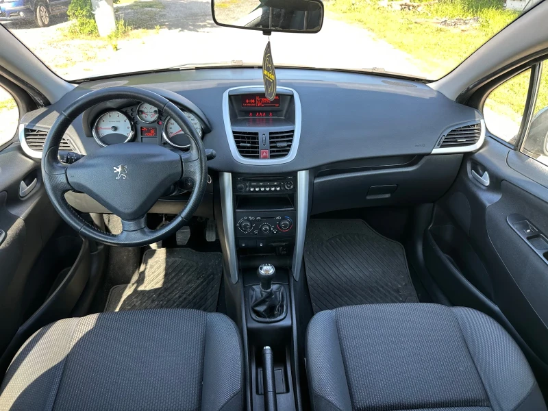 Peugeot 207 1.4, снимка 9 - Автомобили и джипове - 50380521