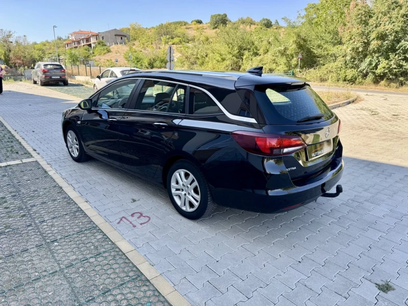 Opel Astra 1.6 CDTI , снимка 6 - Автомобили и джипове - 52638520