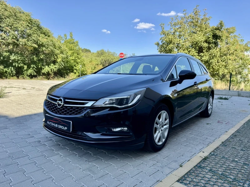 Opel Astra 1.6 CDTI , снимка 8 - Автомобили и джипове - 52638520