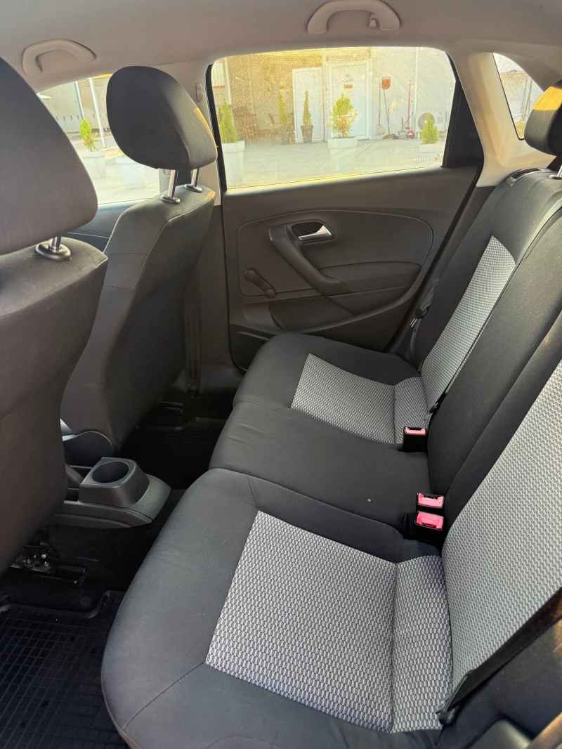 VW Polo, снимка 9 - Автомобили и джипове - 51778905