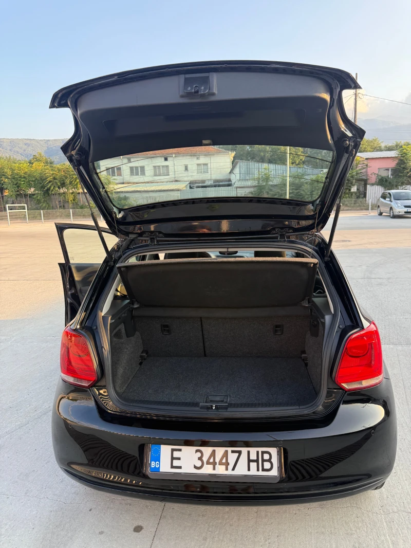 VW Polo, снимка 11 - Автомобили и джипове - 51778905
