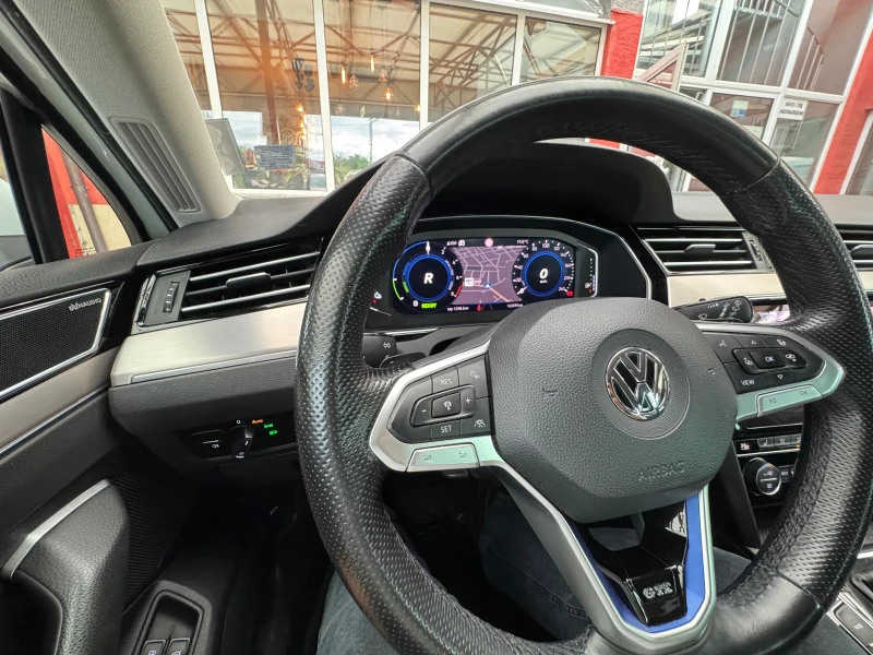 VW Passat GTE, снимка 9 - Автомобили и джипове - 53214328