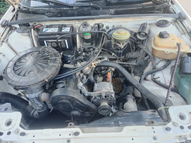 Audi 80, снимка 8 - Автомобили и джипове - 53301770