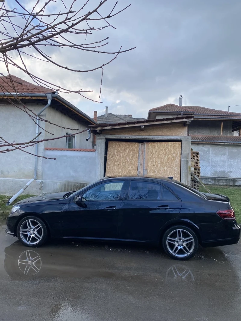 Mercedes-Benz E 200, снимка 6 - Автомобили и джипове - 53404611