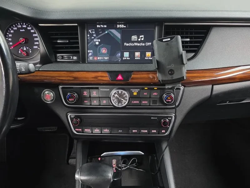 Kia K7 3.3 Gdi Noblesse, снимка 13 - Автомобили и джипове - 56304732