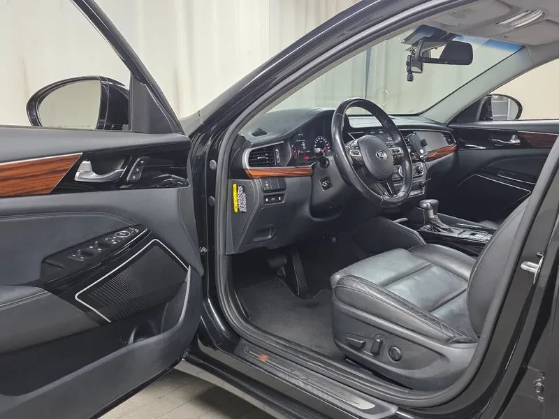Kia K7 3.3 Gdi Noblesse, снимка 11 - Автомобили и джипове - 56304732