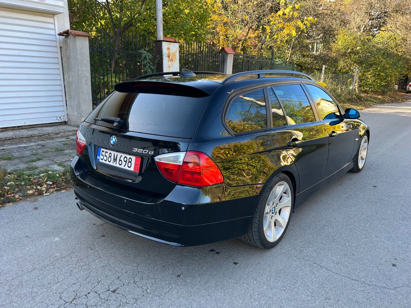 BMW 320 2.0/177d - изображение 4