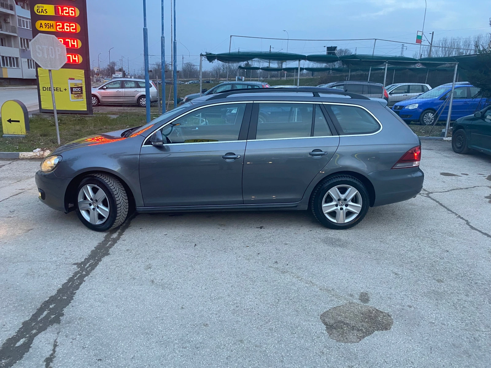 VW Golf 1.6TDI 105 k.s - изображение 2