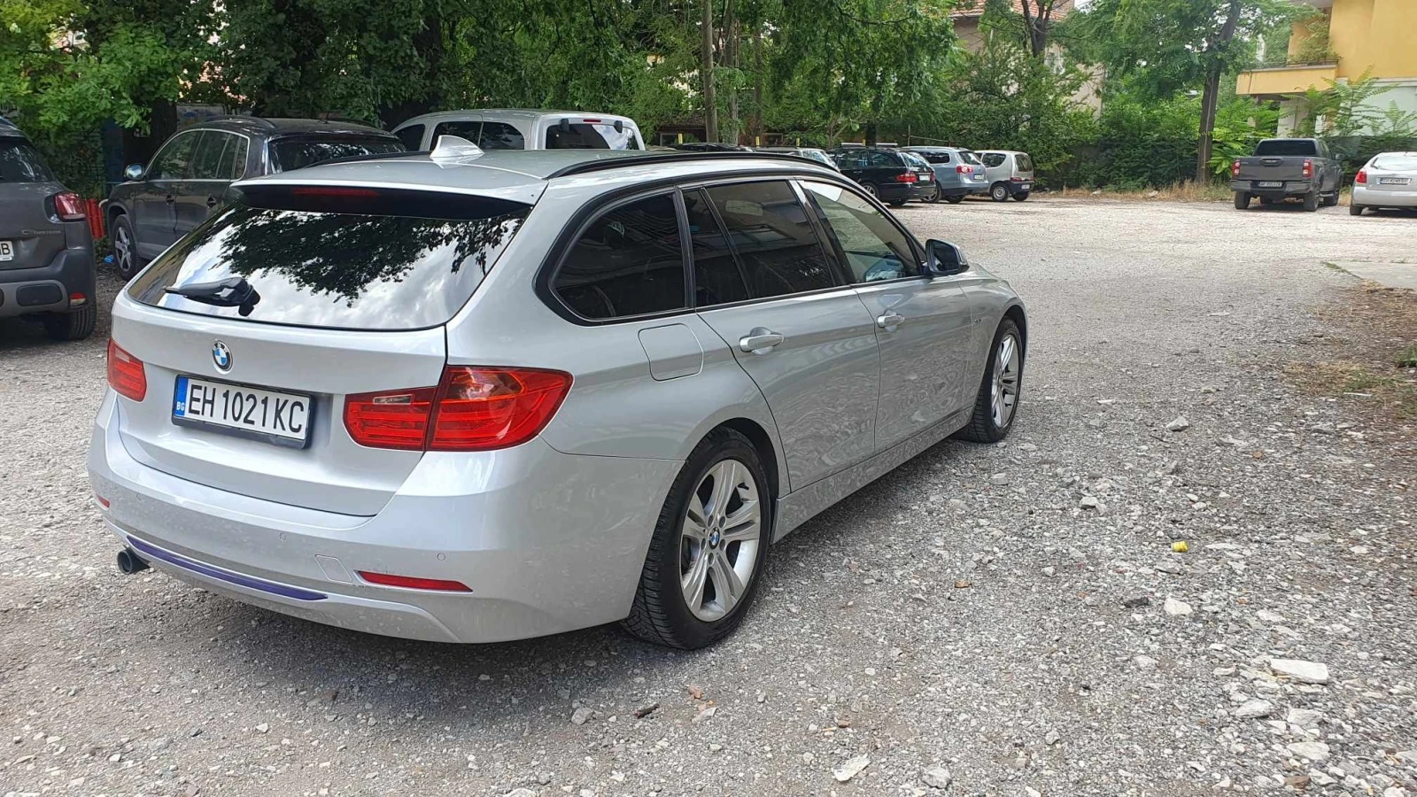 BMW 320 BMW 320 2.0 d sport Xdrive - изображение 4