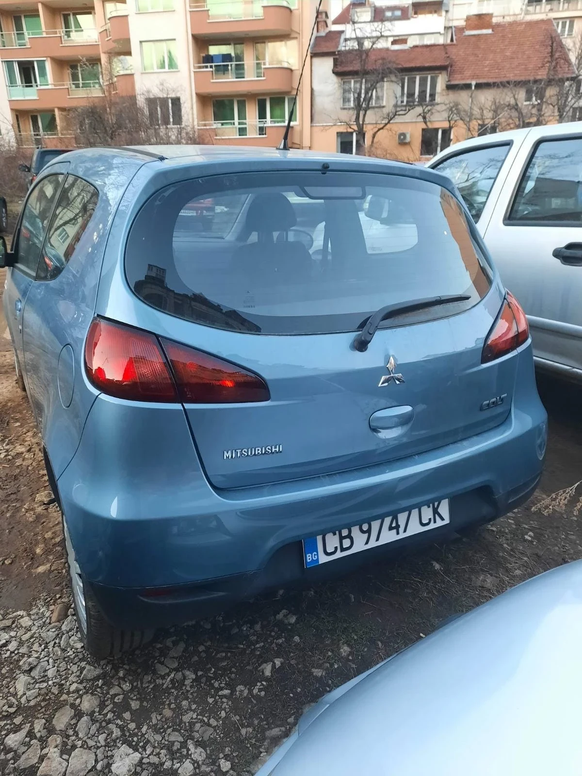 Mitsubishi Colt  - изображение 2
