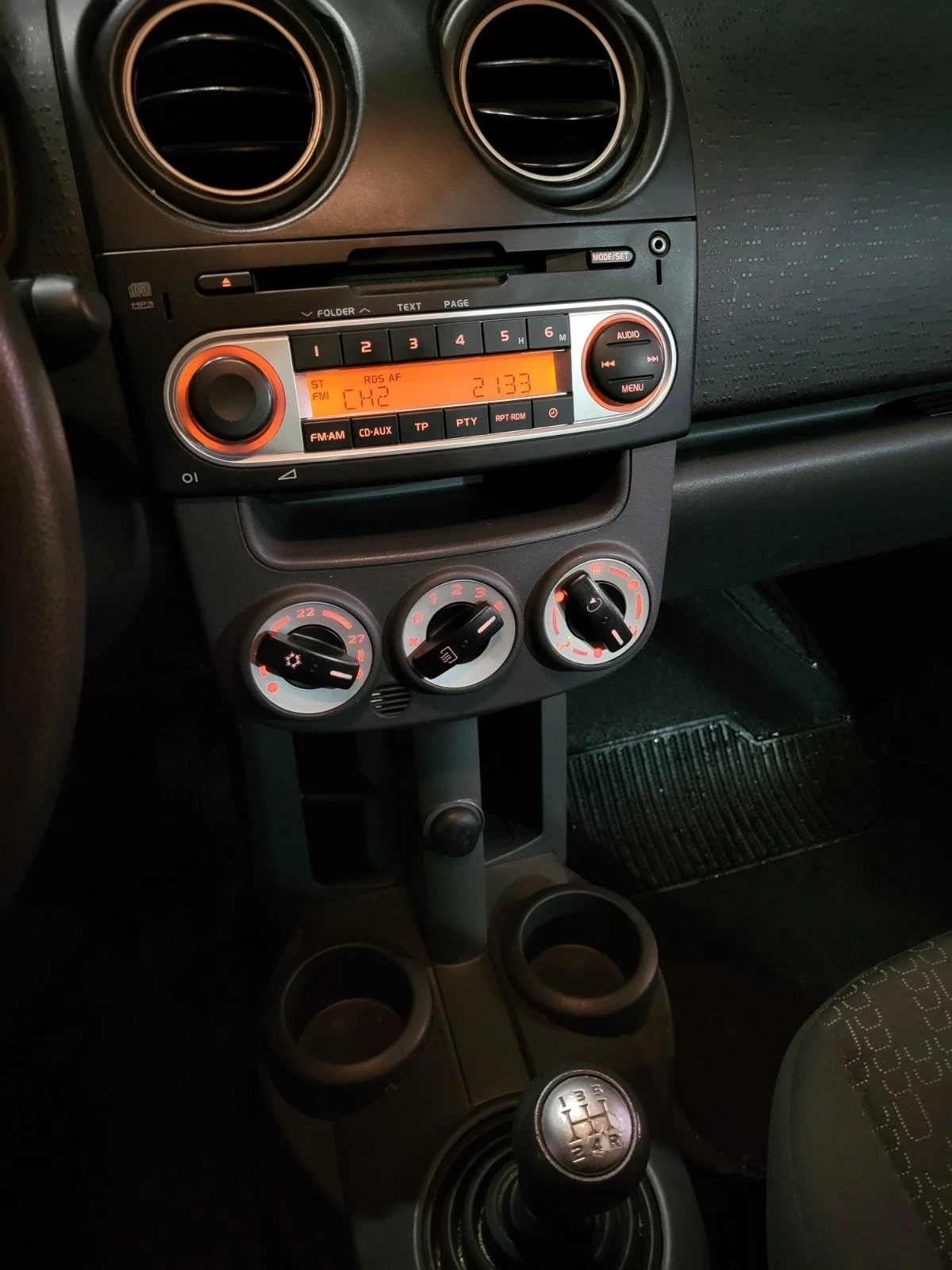 Mitsubishi Colt  - изображение 4